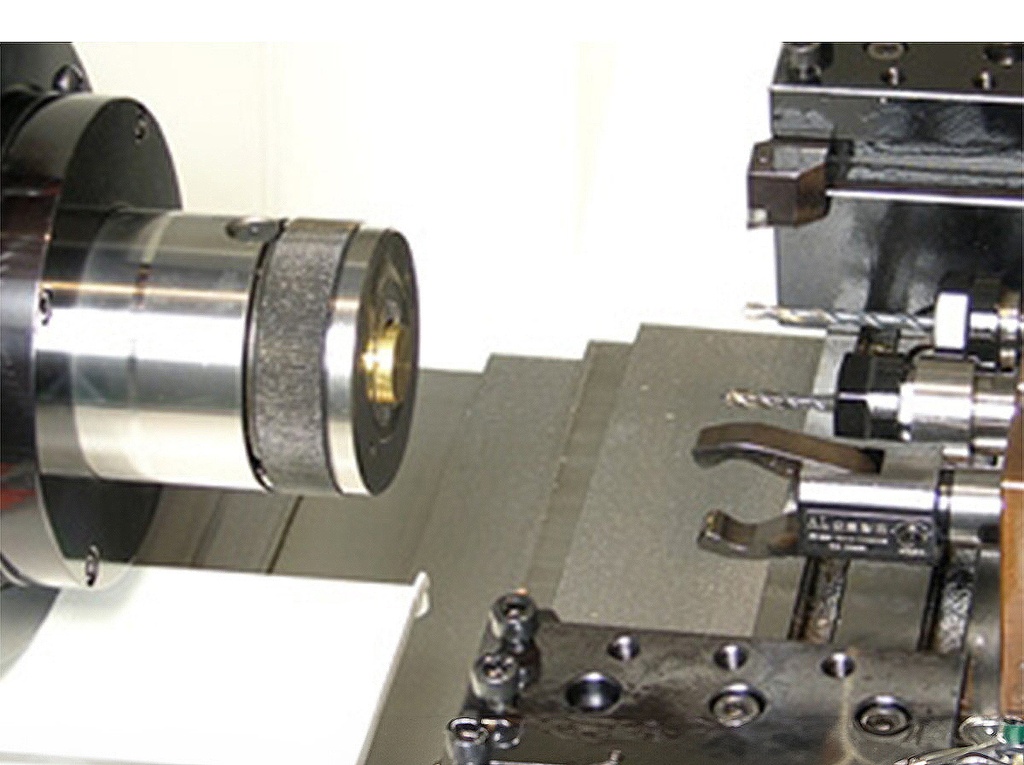 HCS-32B Swiss type CNC lathe